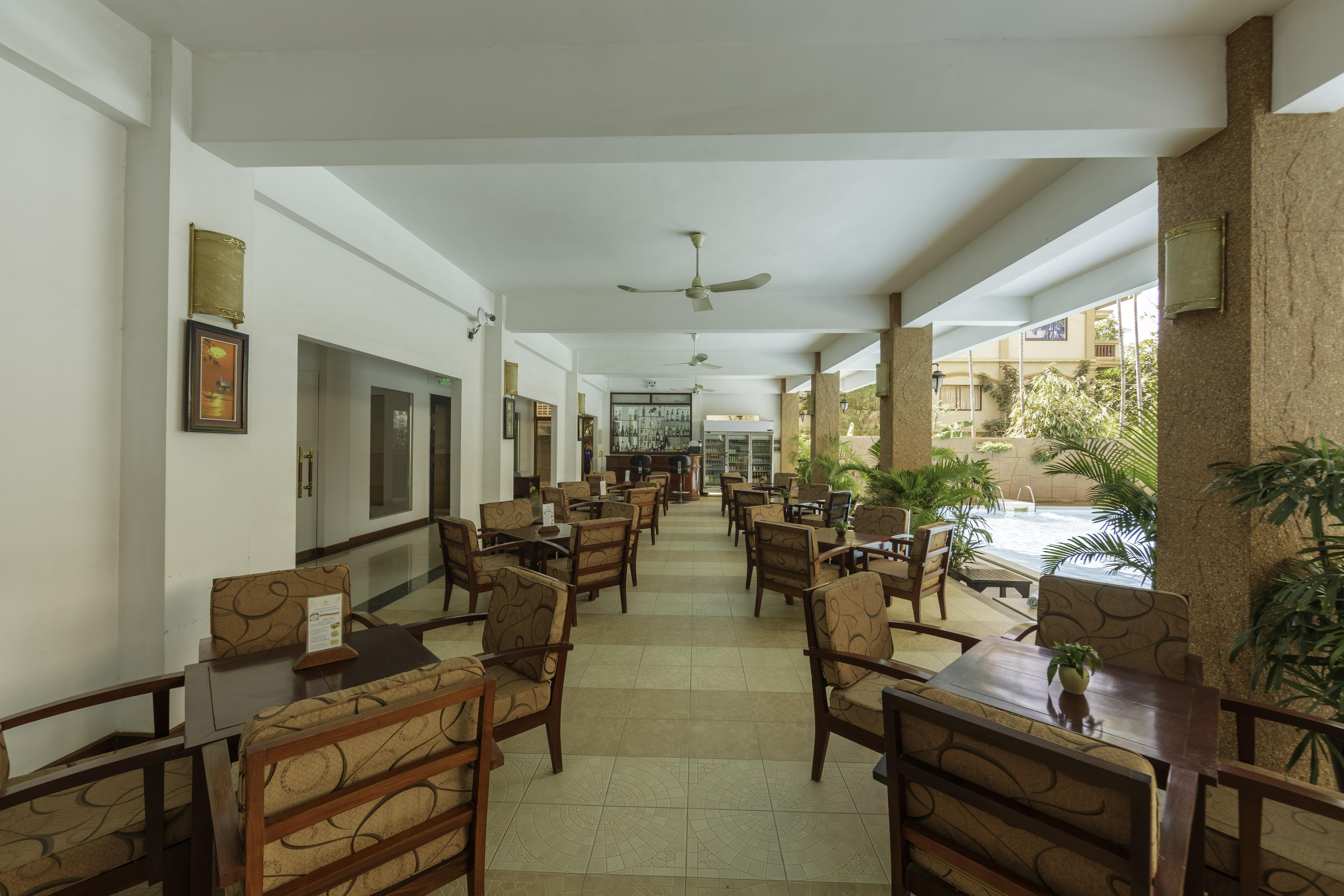 Smiling Hotel Siem Reap Exteriör bild